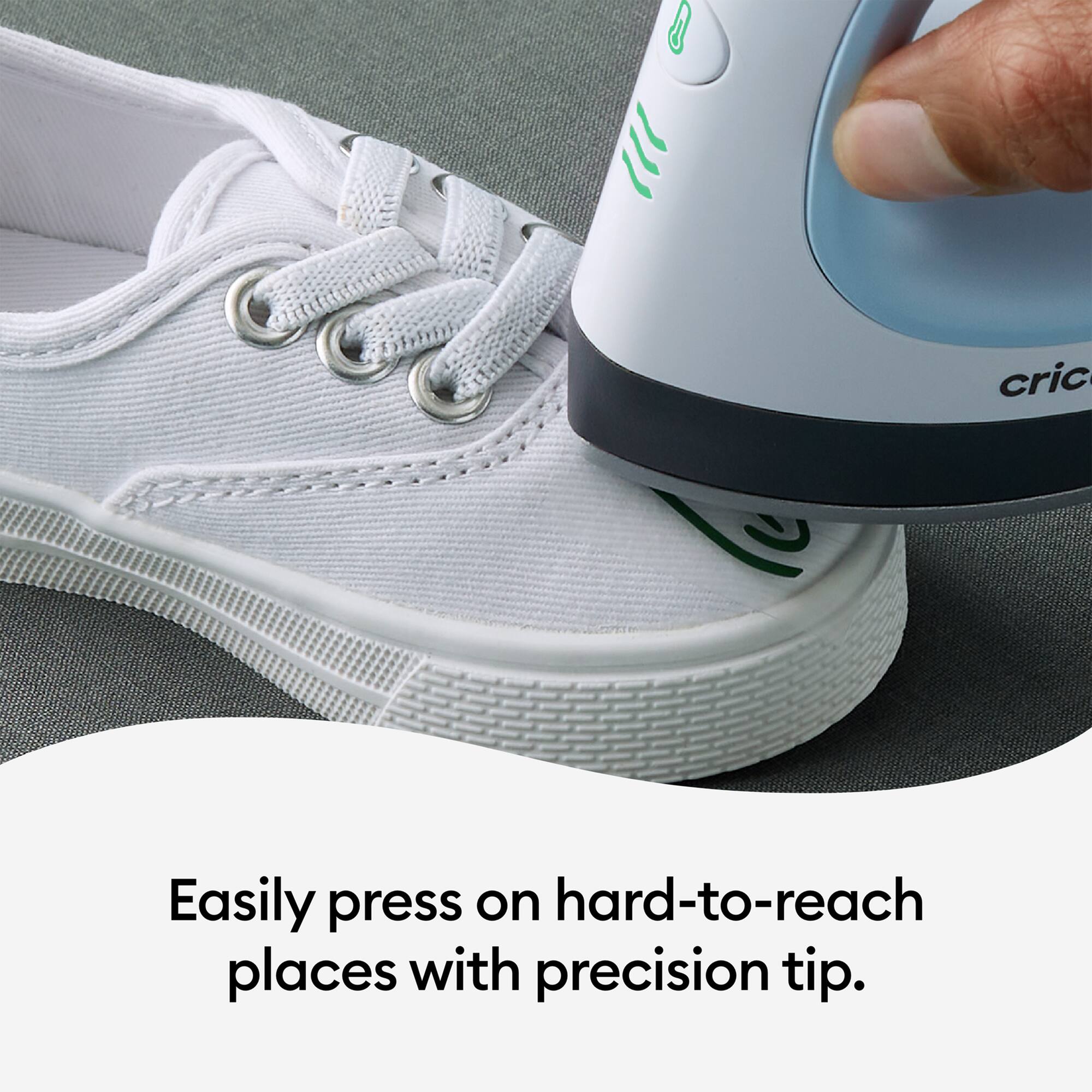 Cricut EasyPress Mini™ + Mat & Weeder Bundle